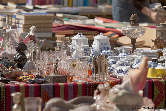 Umzug-und-Flohmarkt