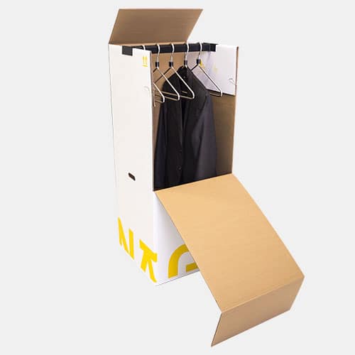 Wie man hängende Kleidung zum Umzug verpackt?