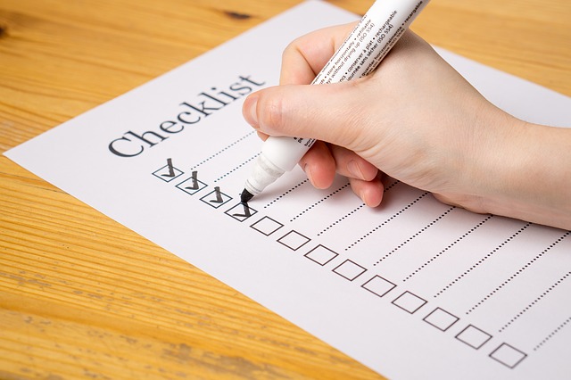 Sie werden sehen, wie jede erledigte und durchgestrichene Aufgabe Ihre Motivation und Ihren Fokus erhöht, während Sie den Last-Minute-Stress in Schach halten.