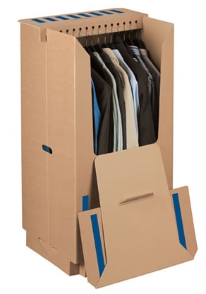 Ohne Zweifel ist die Verwendung von Kleider-Boxes der effizienteste und einfachste Weg, hängende Kleidung für den Umzug einzupacken.